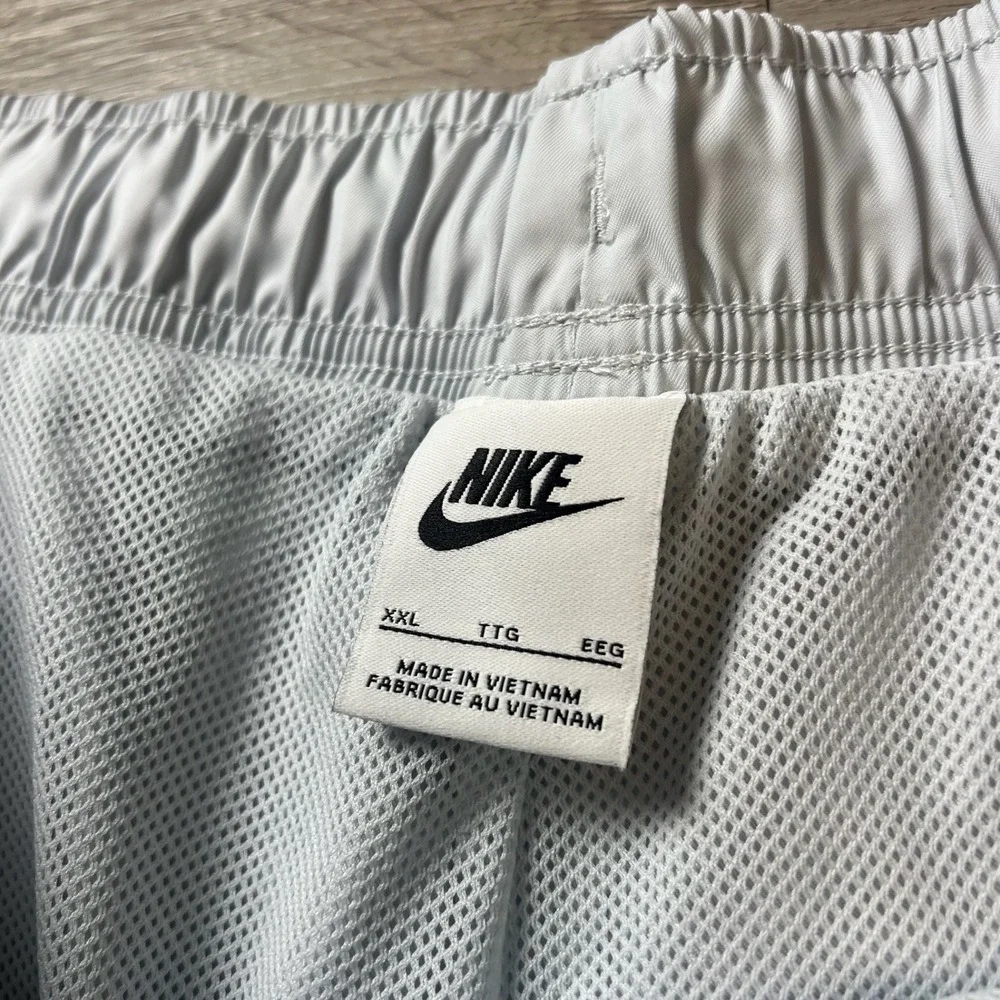 Nike‎ Swim Trunks Mens XXL Light Grey Mesh Lined 5